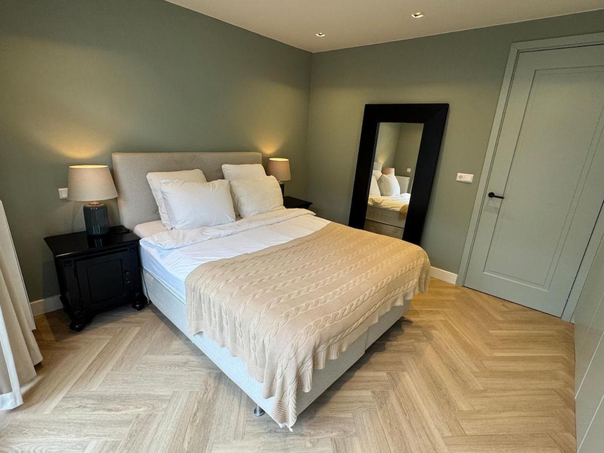 Luxurious, Spacious Amsterdam